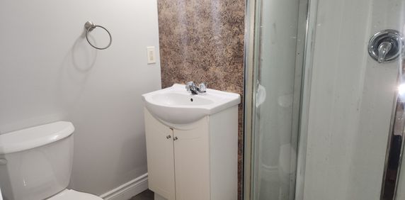 For Lease - 8800 Willoughby Drive Unit# 112, Niagara Falls, Ontario - Photo 2