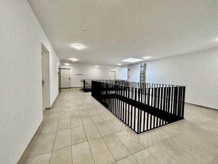 ** Mietfrei im Dezember - 3 Zimmer Wohnung mit 15m² Loggia ab sofort verfügbar - Foto 5