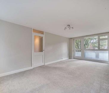 Waldegrave Road, Teddington, TW11 - Photo 2