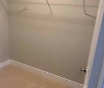 For Lease - 677 Chelton Road, London South, Ontario - Photo 4