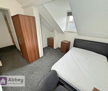 1 bedroom house of multiple occupation to rent - Photo 4