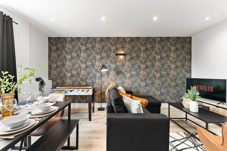 vantage house - Photo 2