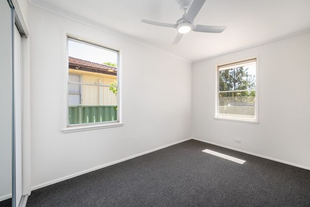 Immaculate Fully Renovated Home Near Craigmuir Lakes - Photo 1