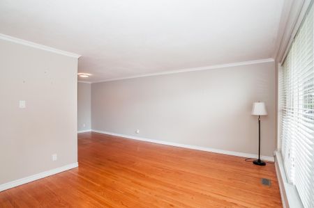 For Lease - 92 Fortrose Crescent, Toronto, Ontario - Photo 2
