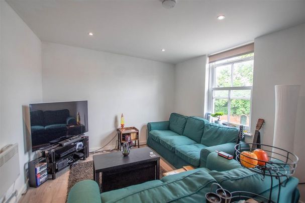 1 bedroom flat to rent - Photo 1