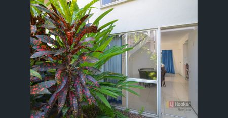 FURNISHED TOWNHOUSE AT REEF RESORT - Photo 2