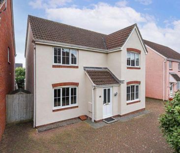 4 bedroom detached house to rent - Photo 2