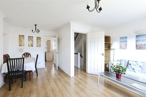5 bedroom terraced house to rent - Photo 1