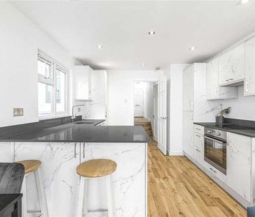 Furness Road, London, SW6 - Photo 6