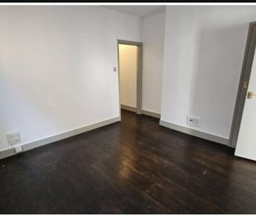 3 bedroom ground floor maisonette to rent - Photo 3