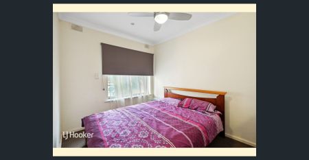 Between The Sea & The City - Photo 5