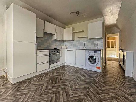 Ninian Road, Roath, CF23 - Photo 2