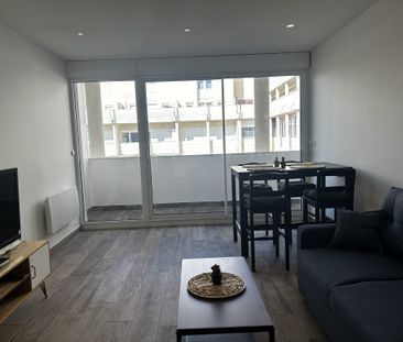 Reims BEAU TYPE 2 MEUBLE - Photo 1