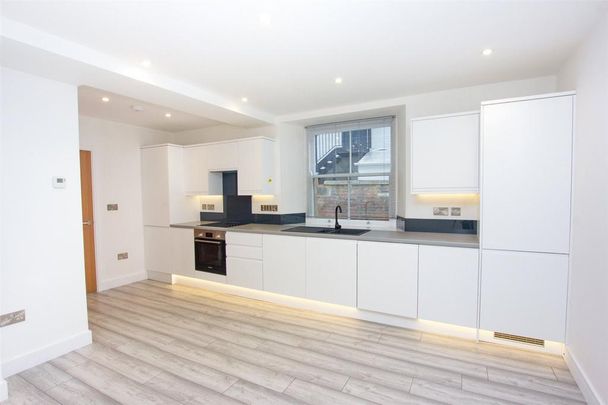 2 bedroom apartment to rent - Photo 1