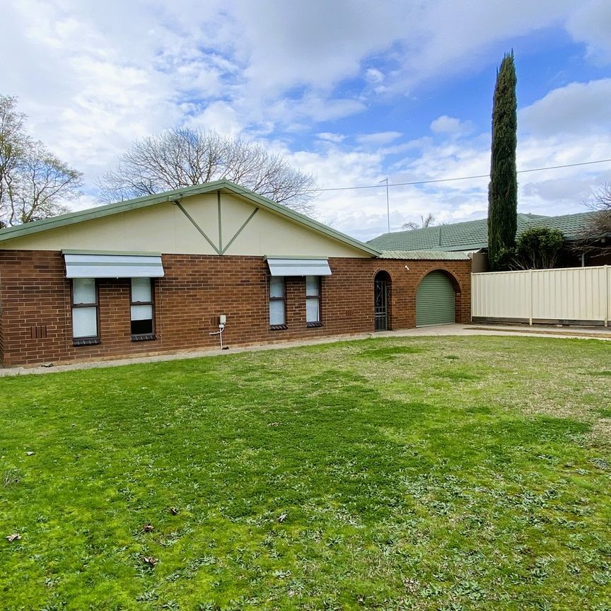 Complete Renovated Home - Photo 1