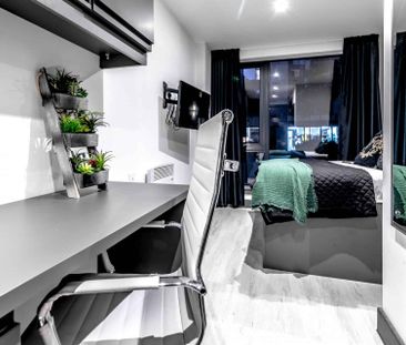 Premium 2 Bed Apartment - Photo 5