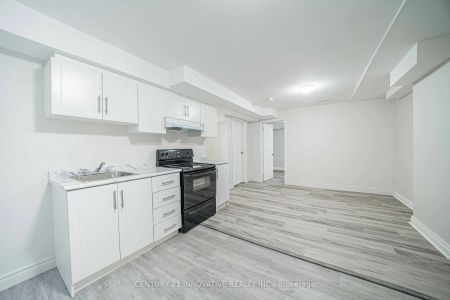 Detached Home For Lease | E9039489 - Photo 3