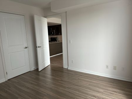 For Lease - 75 Norman Bethune Avenue Unit# #919, Richmond Hill, Ontario - Photo 2