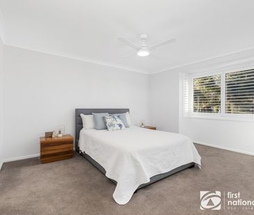 Spacious Family Home! - Photo 2