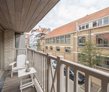Mooi gemeubeld appartement op een rustige ligging, op wandelafstand... - Photo 2