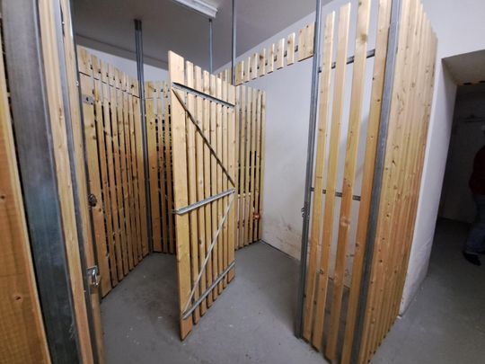 2 MONATE MIETFREI. Nur Betriebskosten zu zahlen! Geräumige 2--Zimmer- Balkon Wohnung in der Kudlichgasse - Photo 1
