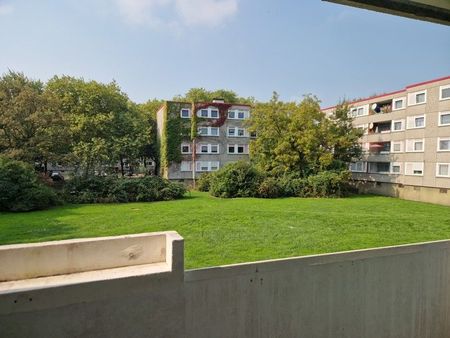 Endlich Zuhause: ansprechende 3,5-Zimmer-Wohnung (WBS) - Foto 5