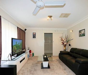 Family Home 4 x 2! - Photo 1