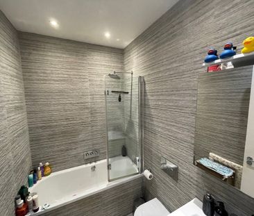 2 Bed Flat, Bramber Road, W14 - Photo 6