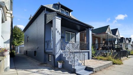 For Lease - 685 Jane Street, Toronto, Ontario - Photo 4