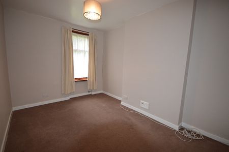 24 Benvie Road, West End, Dundee - Photo 4