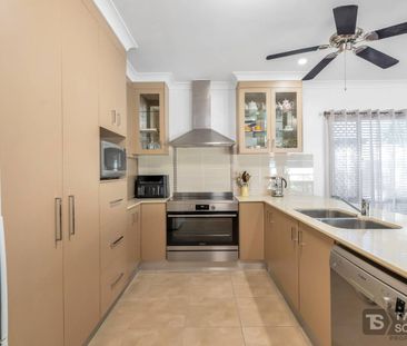 20 Hockey Avenue, Smithfield - Photo 6