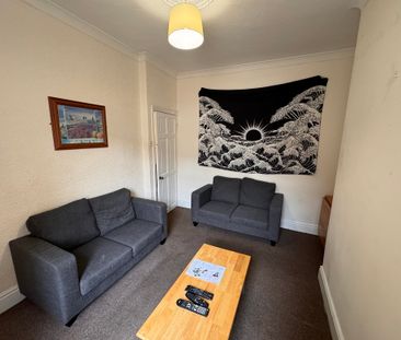 Ratcliffe Street, Burton Stone Lane - P1933 - Photo 2