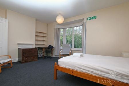 5 bedroom terraced house to rent - Photo 3
