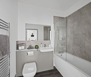 2 bedroom apartment to rent - Photo 4