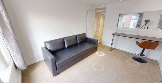 82 Dryden Street, NG1 4EY, NOTTINGHAM - Photo 1