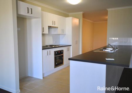 Modern Family Living in Popular Worrigee Location - Photo 3