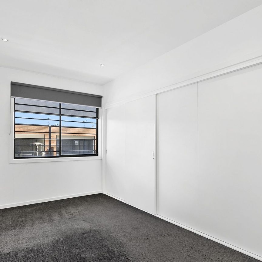 Unit 7/22 French Avenue, Northcote. - Photo 1