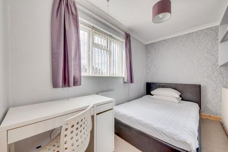 4 bedroom house to rent - Photo 4