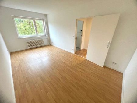 Einziehen &amp; Wohlf&uuml;hlen - 2-Zimmer Wohnung mit Balkon! - Foto 4