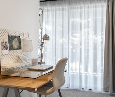 Modern Family Home Offering Space, Style & Comfort - Photo 1