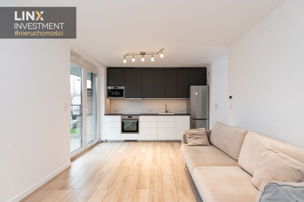 Jasne mieszkanie 45 m2 z klimatyzacją i osobną sypialnią przy ul. Wodnej 36 w Krakowie - Фото 1