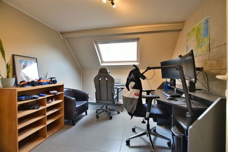 Appartement te huur in Zele - Photo 4