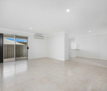 Freestanding Villa - Photo 2