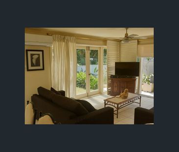 Two bedroom Villa in the Heart of Belmont - Photo 4