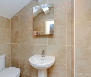 3 bedroom semi-detached house to rent - Photo 6