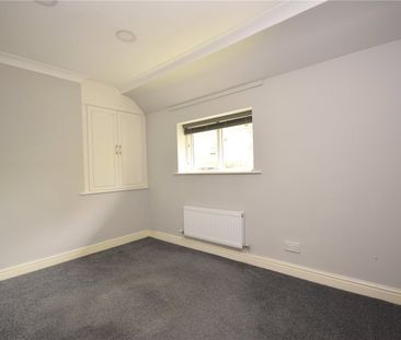 1, Harlow Court, Park Avenue, Roundhay, Leeds, LS8 2JH - Photo 4