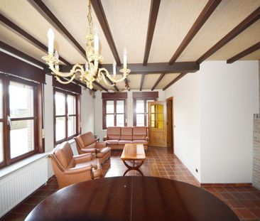 GERENOVEERDE WONING DUBBELE GARAGE EN TUIN - Foto 4
