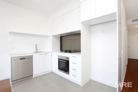“Modern and convenient living in Brunswick West” - Photo 4