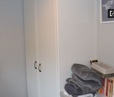 Charming room in 3-bedroom house, Dublin - Photo 1