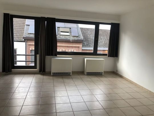 Appartement te huur - Photo 1